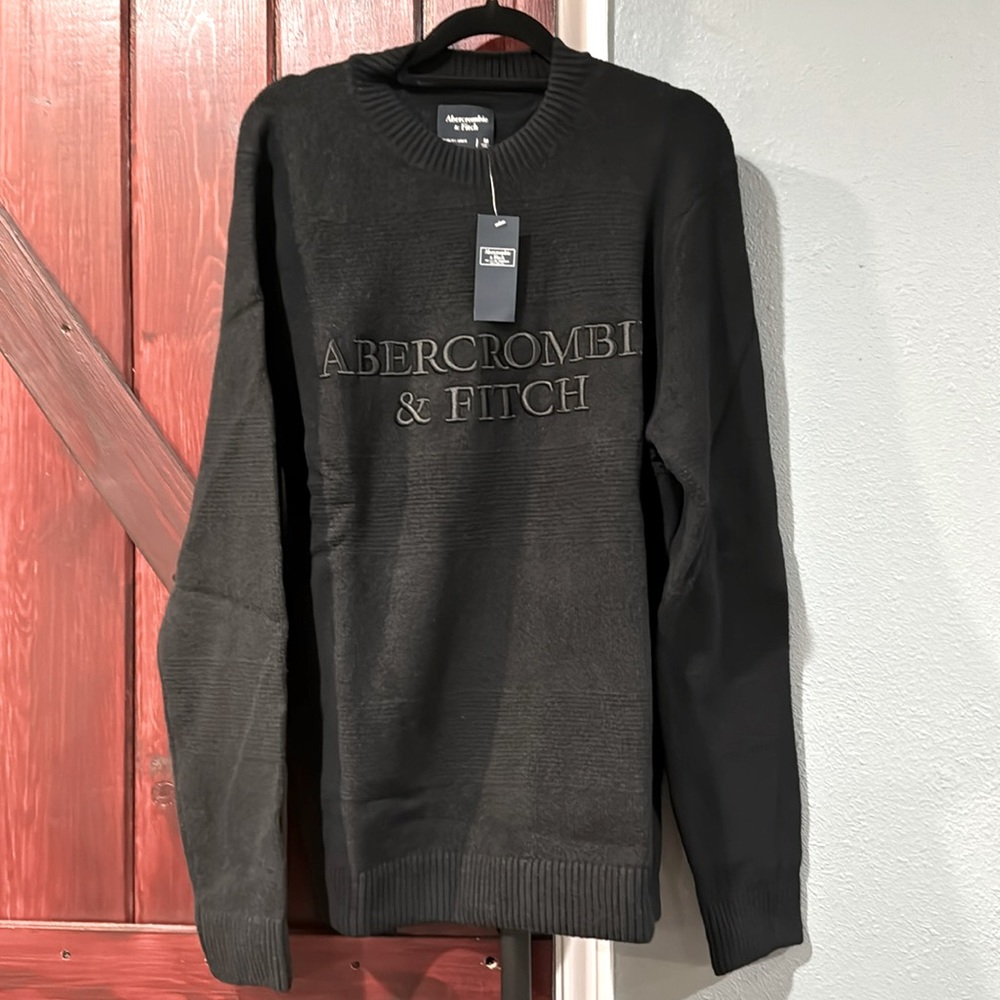 NWT Men’s Abercrombie and Fitch Logo Sweater